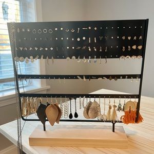 Earring organizer